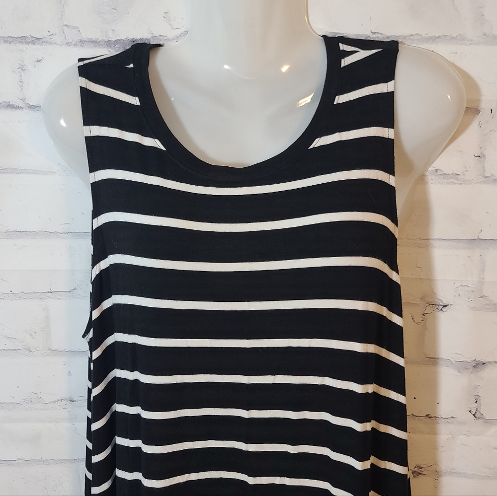 Time And Tru Loose Fit Tank Dress - Picture 3 of 4